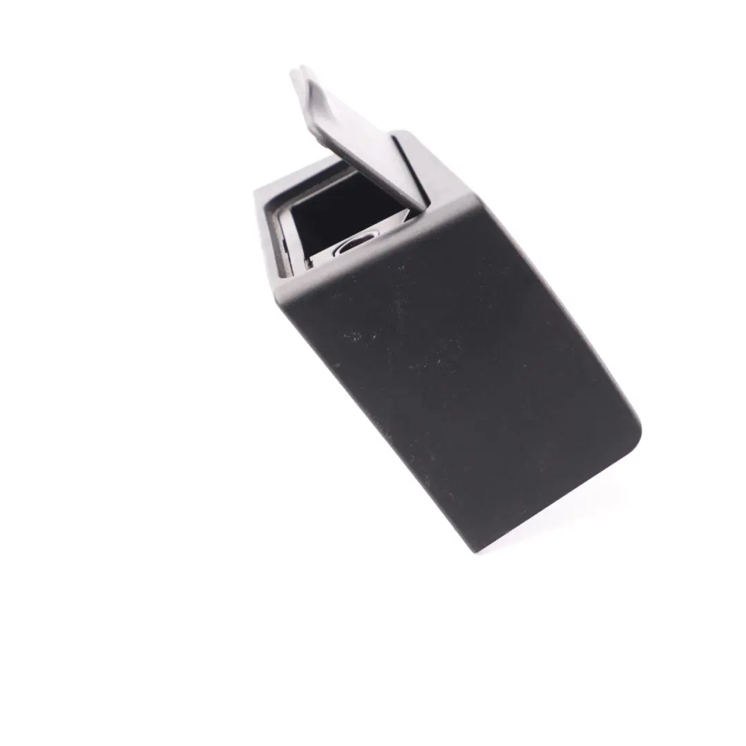 Cenicero Puerta Trasera Derecha Cenicero Embellecedor Negro 3416198 para BMW X3 E83 con número de pieza 3415598 BMW X3 E83 Cenicero Puerta Trasera Derecha Cenicero Embellecedor Negro 3416198 - SKU 3415598 - Número de pieza 3415598