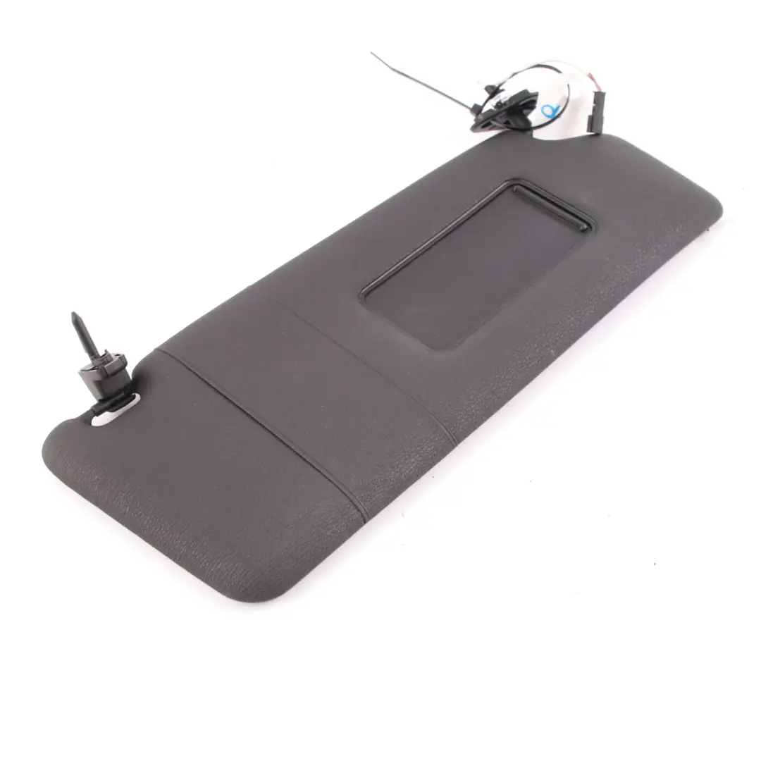 Parasole BMW X3 E83 LCI Specchio Illuminato Destro O/S Antracite per con numero di parte 3416068 Parasole BMW X3 E83 LCI Specchio Illuminato Destro O/S Antracite - SKU 3416068 - Numero di parte 3416068