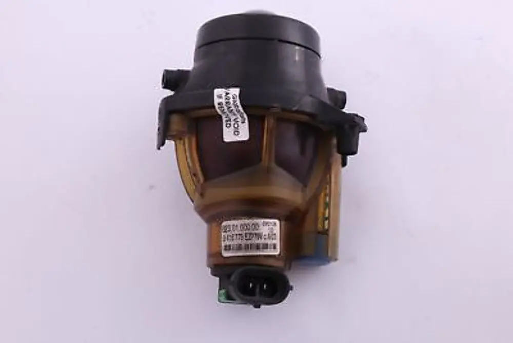 Fendinebbia Luci Paraurti Anteriore Sinistro Destro 6990165 per BMW E83 con numero di parte 3416773 BMW E83 Fendinebbia Luci Paraurti Anteriore Sinistro Destro 6990165 - SKU 3416773-1 - Numero di parte 3416773