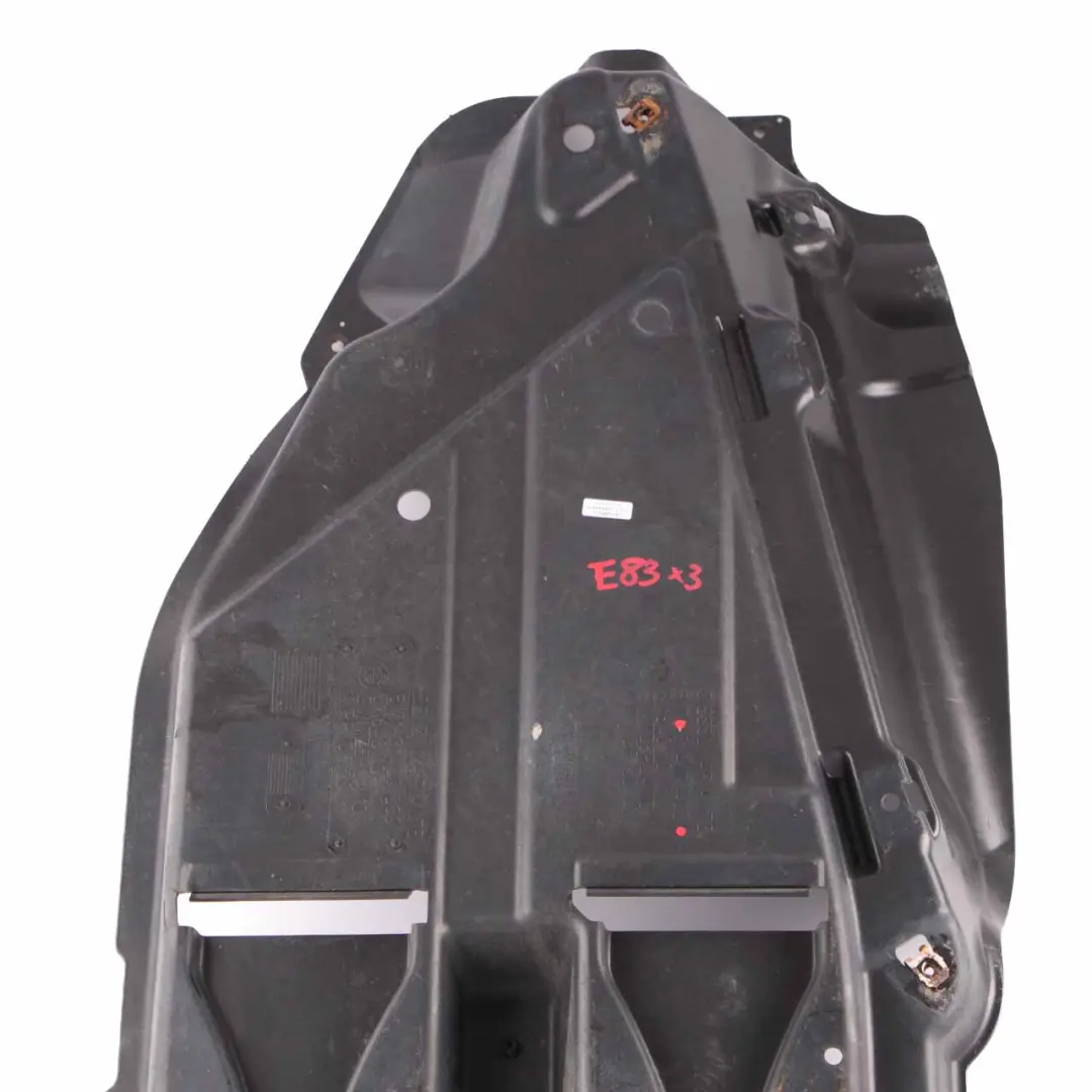 Panneau de protection du reservoir d'essence gauche pour BMW X3 E83 à propos du numéro de pièce 3417402 BMW X3 E83 Panneau de protection du reservoir d'essence gauche - SKU 3417402-1 - Numéro de pièce 3417402