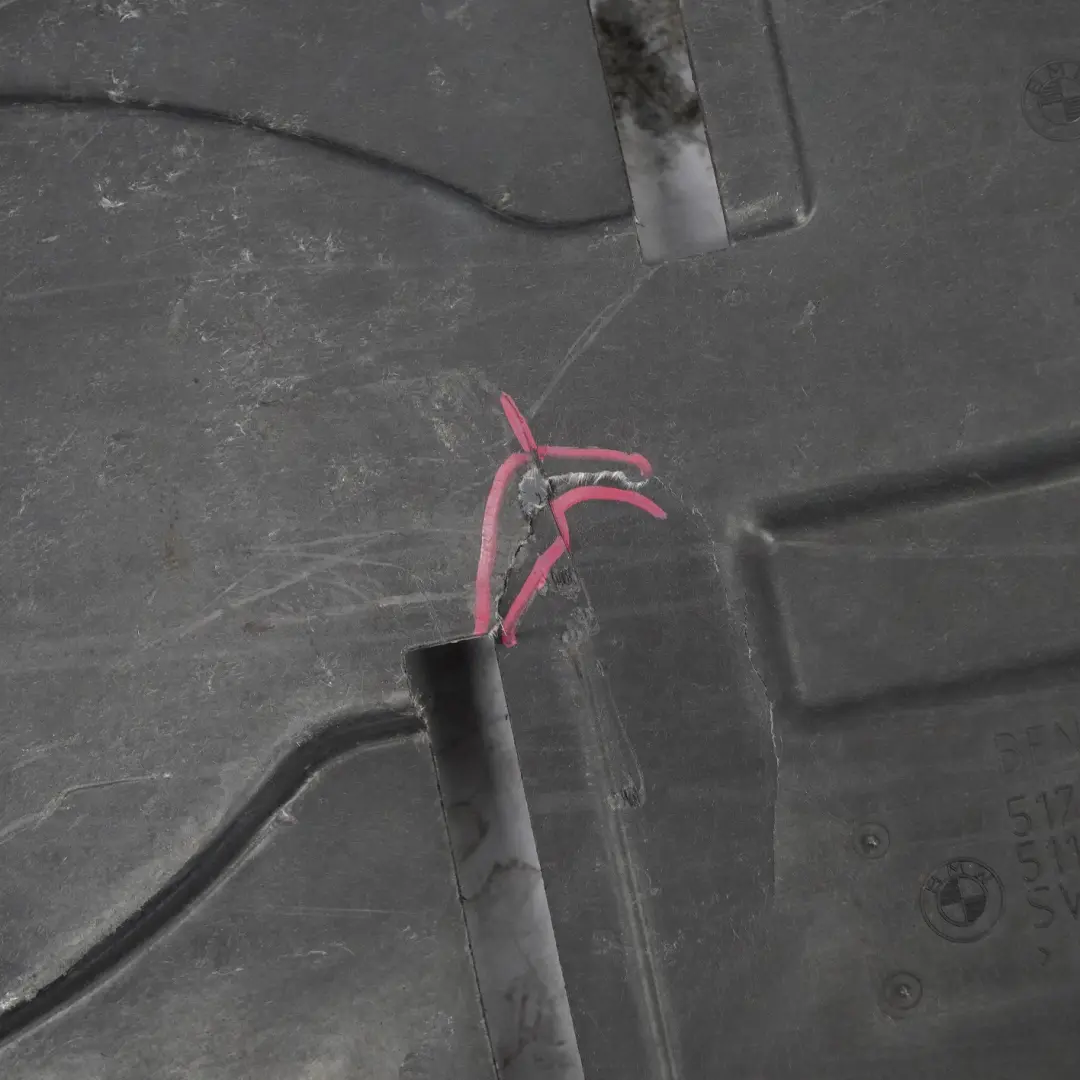 BMW X3 E83 Osłona Podwozia Zbiornika Prawa - SKU 3417403-2 - Numer Części 3417403