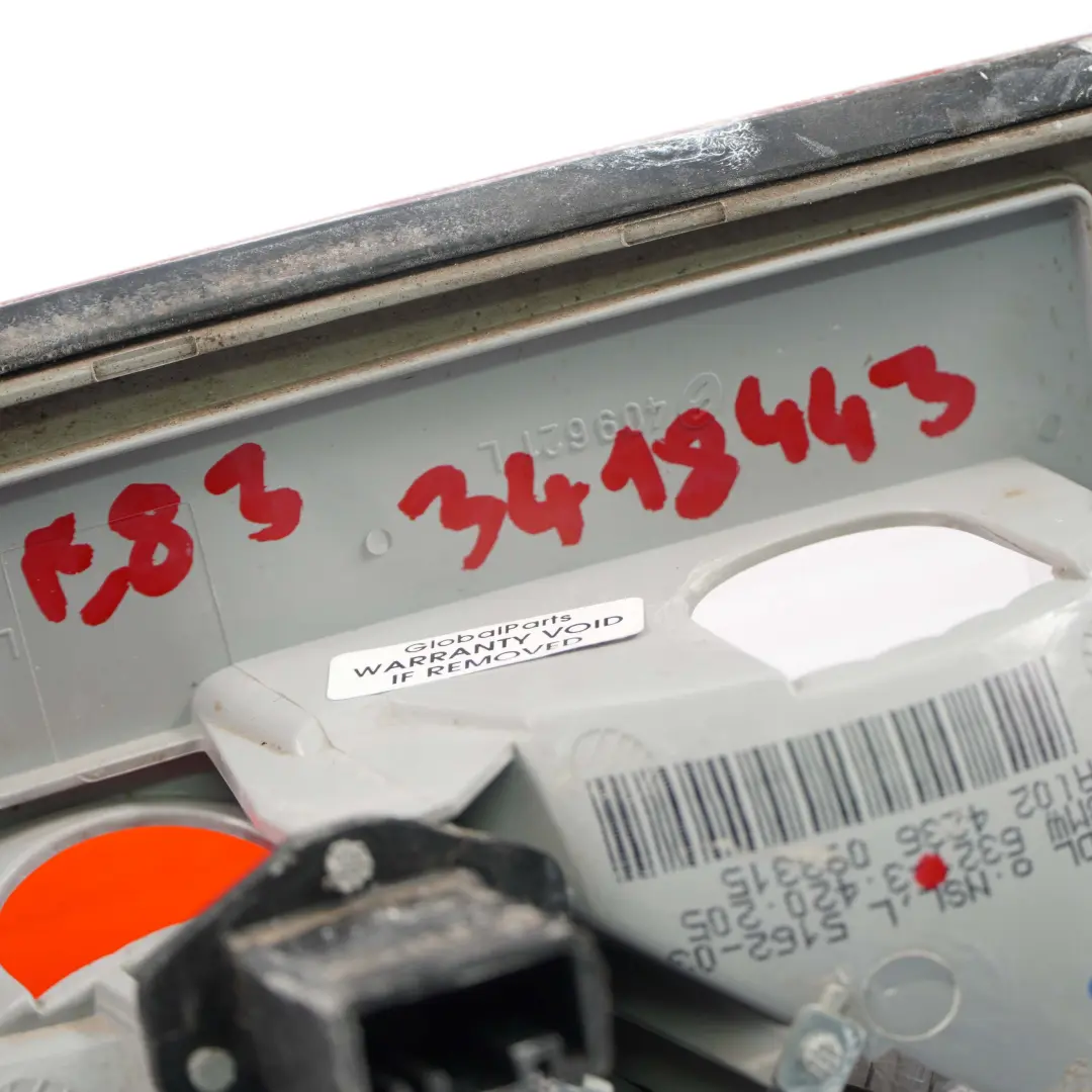 Luz Trasera Izquierda En Tapa Maletero Maletero Luz Trasera para BMW X3 E83 con número de pieza 3418443 BMW X3 E83 Luz Trasera Izquierda En Tapa Maletero Maletero Luz Trasera - SKU 3418443 - Número de pieza 3418443