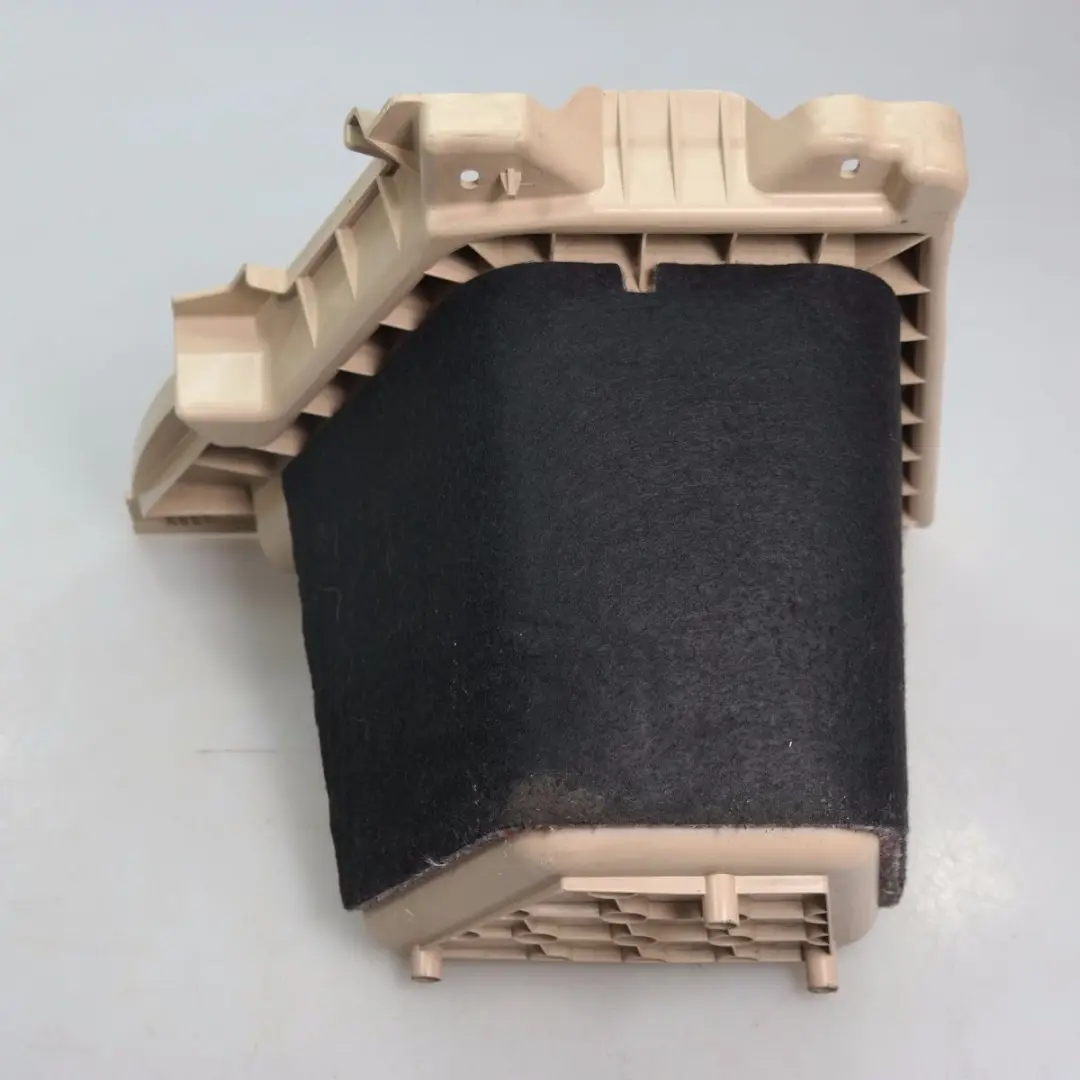 Compartiment Rumble Droite Beige Sable pour BMW X3 Serie E83 à propos du numéro de pièce 3418629 BMW X3 Serie E83 Compartiment Rumble Droite Beige Sable - SKU 3418629-1 - Numéro de pièce 3418629