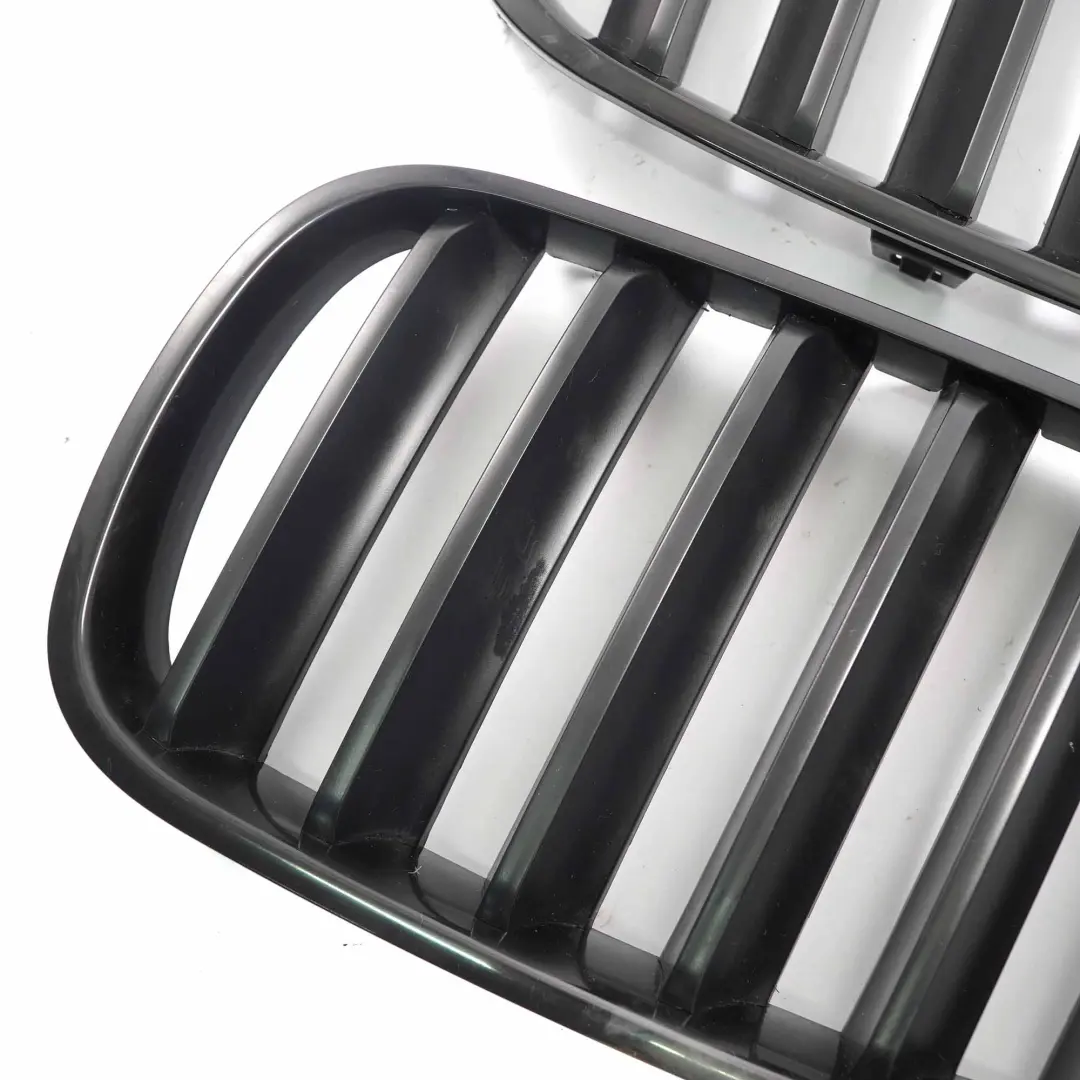 BMW X3 E83 LCI Front Bumper Centre Grille Kidney Left Right Set 3420087 3420088 - SKU 3420087 / 3420088 - Part number 3420088 3420087