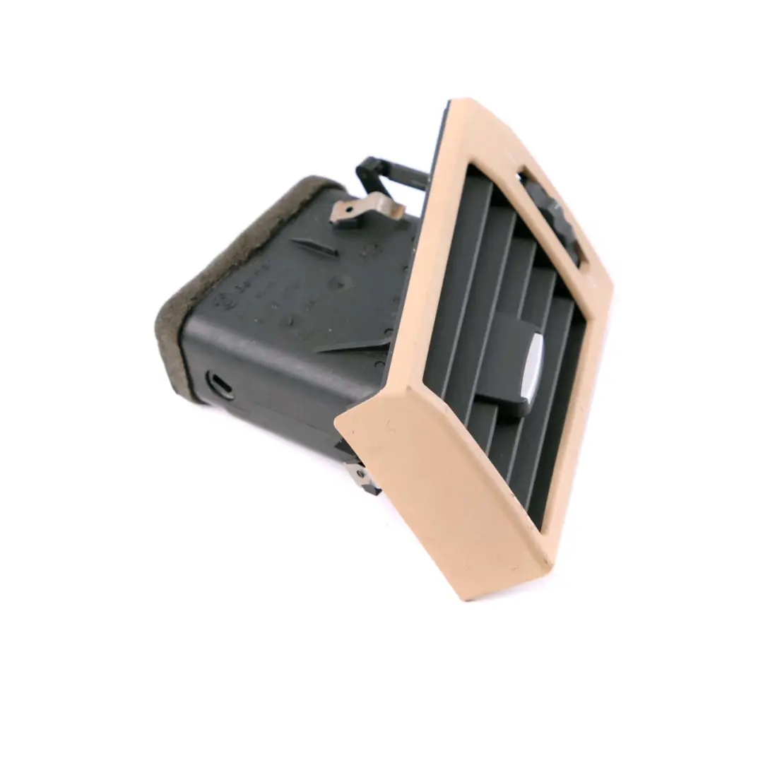 Rejilla Aire Fresco Salpicadero Izquierda Salpicadero Beige para BMW X3 E83 LCI con número de pieza 3420587 BMW X3 E83 LCI Rejilla Aire Fresco Salpicadero Izquierda Salpicadero Beige - SKU 3420587 - Número de pieza 3420587