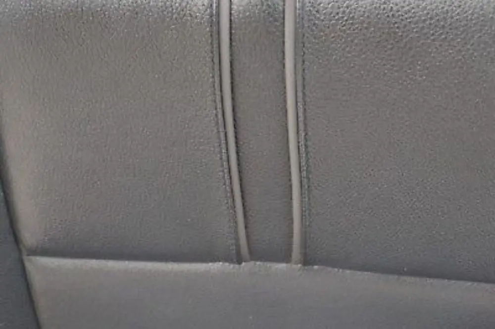 BMW X3 Series E83 Front Right O/S Sports Sensatec Vinyl Seat Black - SKU 3421842 - Part number 3421842