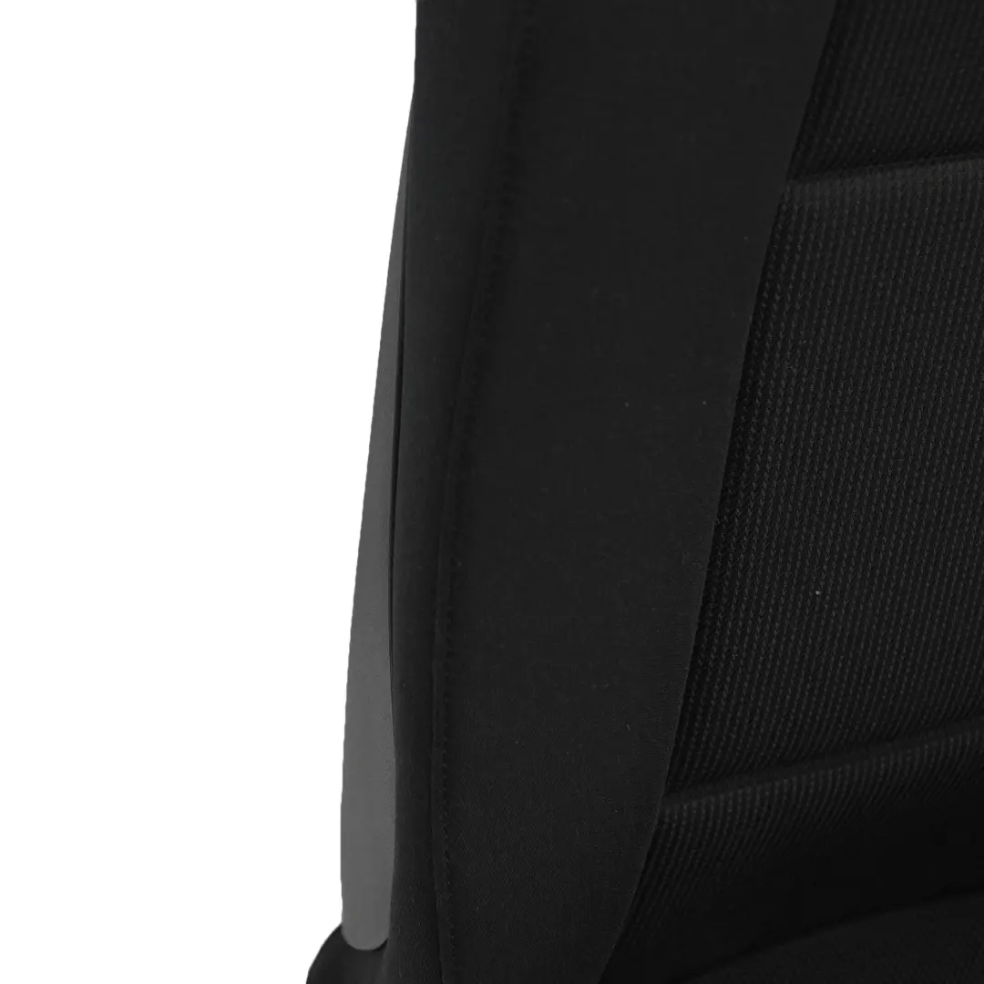 Siège avant BMW E83 Tissu Sergé Anthracite Gauche pour à propos du numéro de pièce 3421896 Siège avant BMW E83 Tissu Sergé Anthracite Gauche - SKU 3421896-2 - Numéro de pièce 3421896