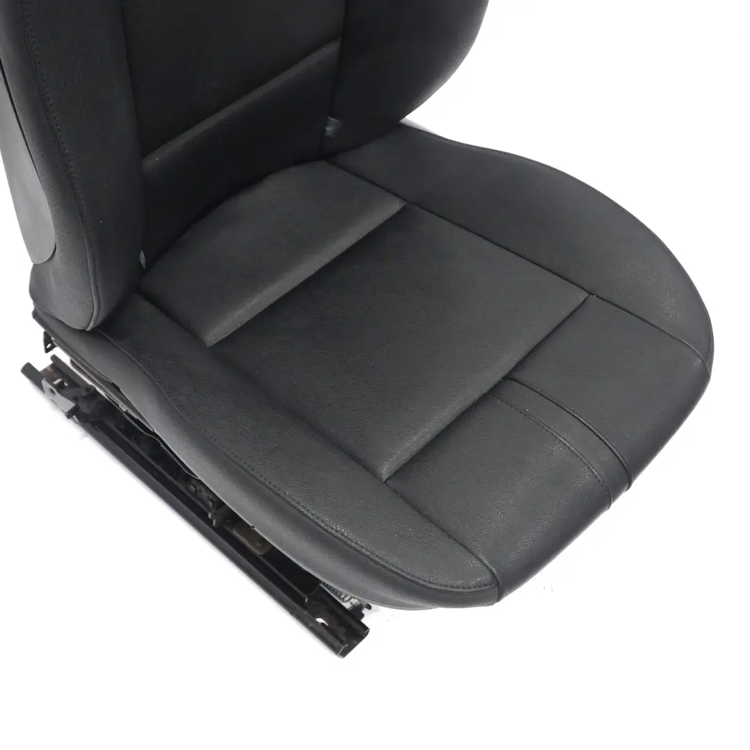 Negro Imitación Cuero Delantero Izquierdo Asiento Sensatec para BMW X3 E83 LCI con número de pieza 3421954 BMW X3 E83 LCI Negro Imitación Cuero Delantero Izquierdo Asiento Sensatec - SKU 3421954-2 - Número de pieza 3421954
