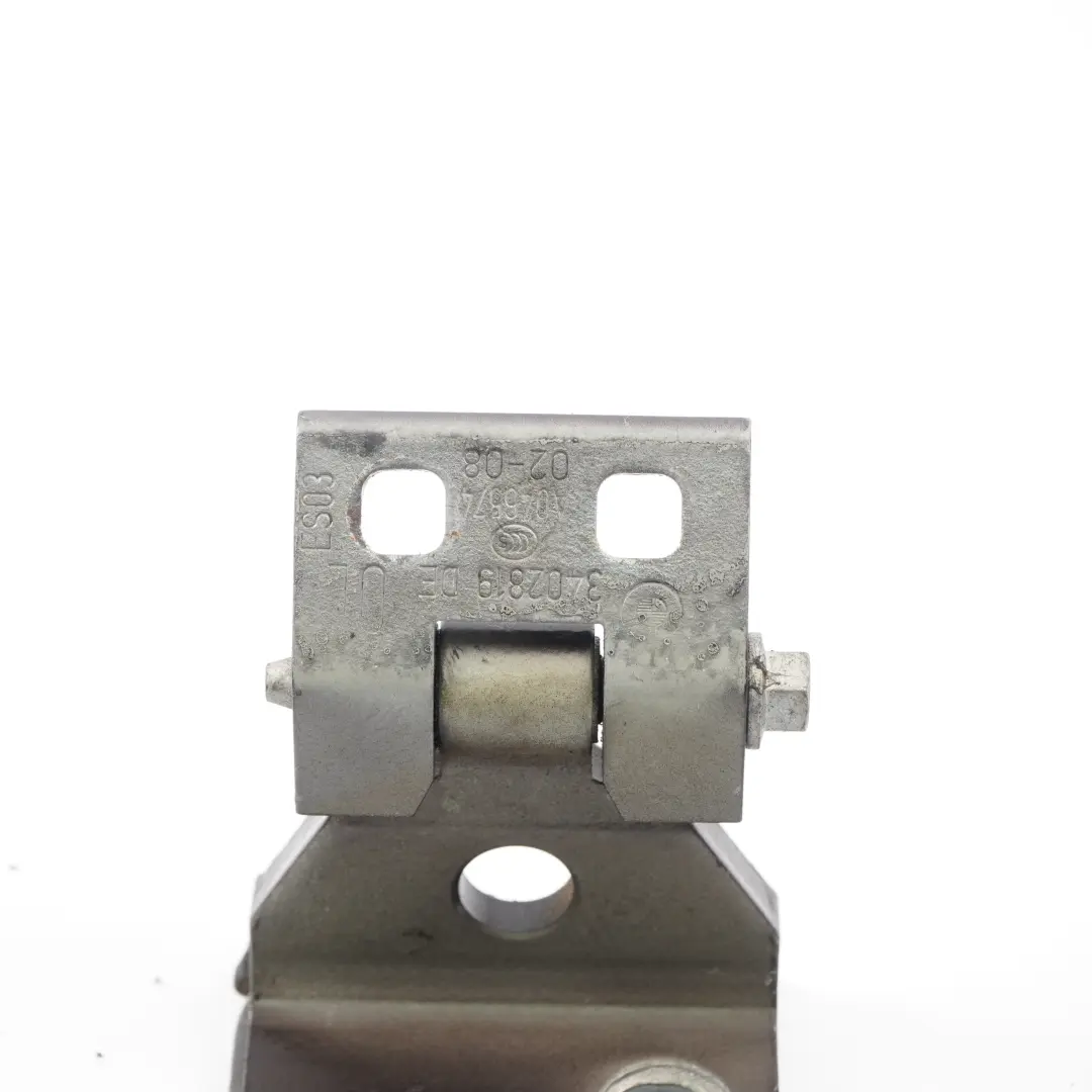 Türscharnier Vorne Hinten Links N/S Rubinschwarz S23 für BMW X3 er E83 mit Teilenummer 3402819 BMW X3 er E83 Türscharnier Vorne Hinten Links N/S Rubinschwarz S23 - SKU 3422369-RUB - Teilenummer 3402819