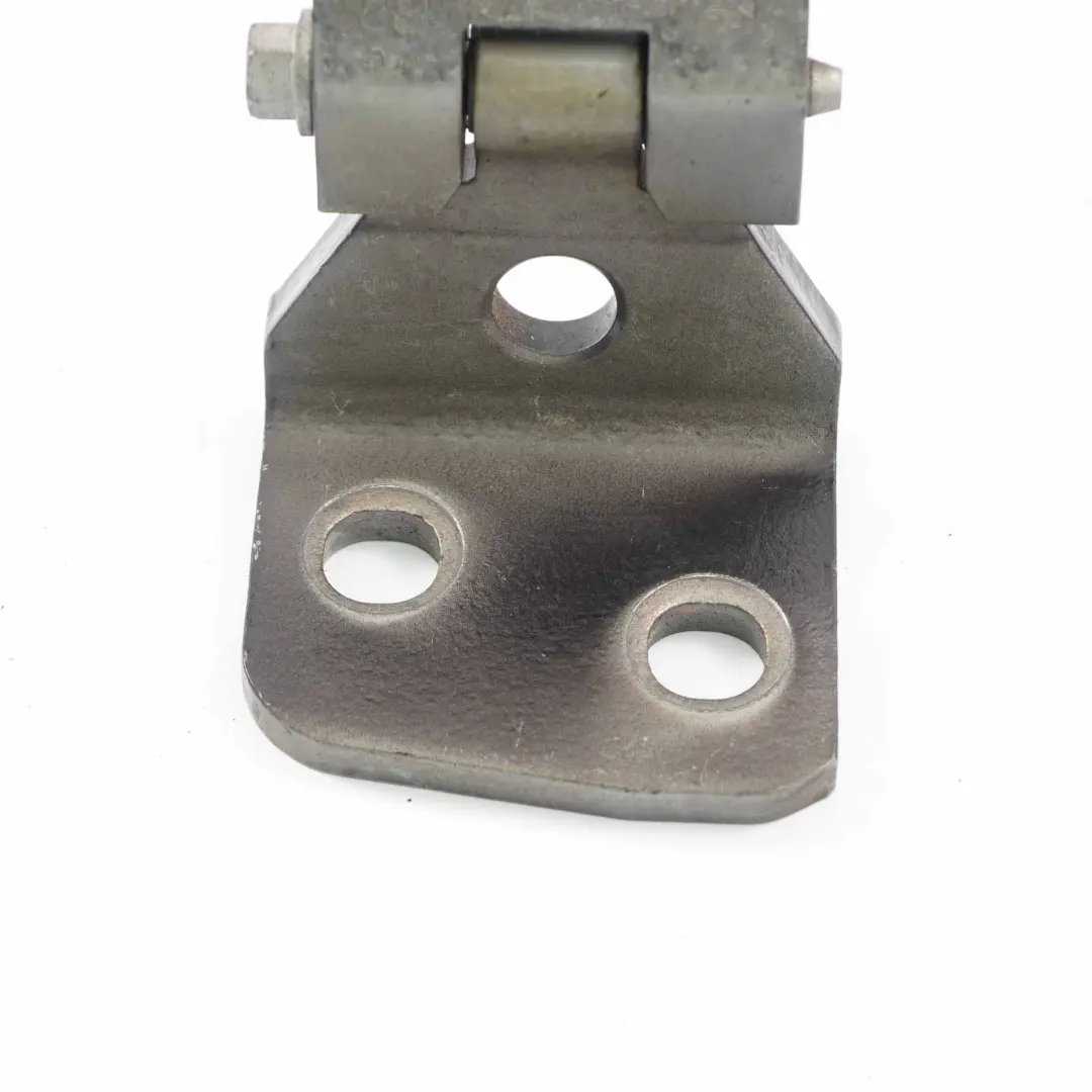 Cerniera anteriore destra superiore Rubinschwarz Rubino Nero per BMW X3 E83 con numero di parte 3402820 BMW X3 E83 Cerniera anteriore destra superiore Rubinschwarz Rubino Nero - SKU 3422370-RUB - Numero di parte 3402820