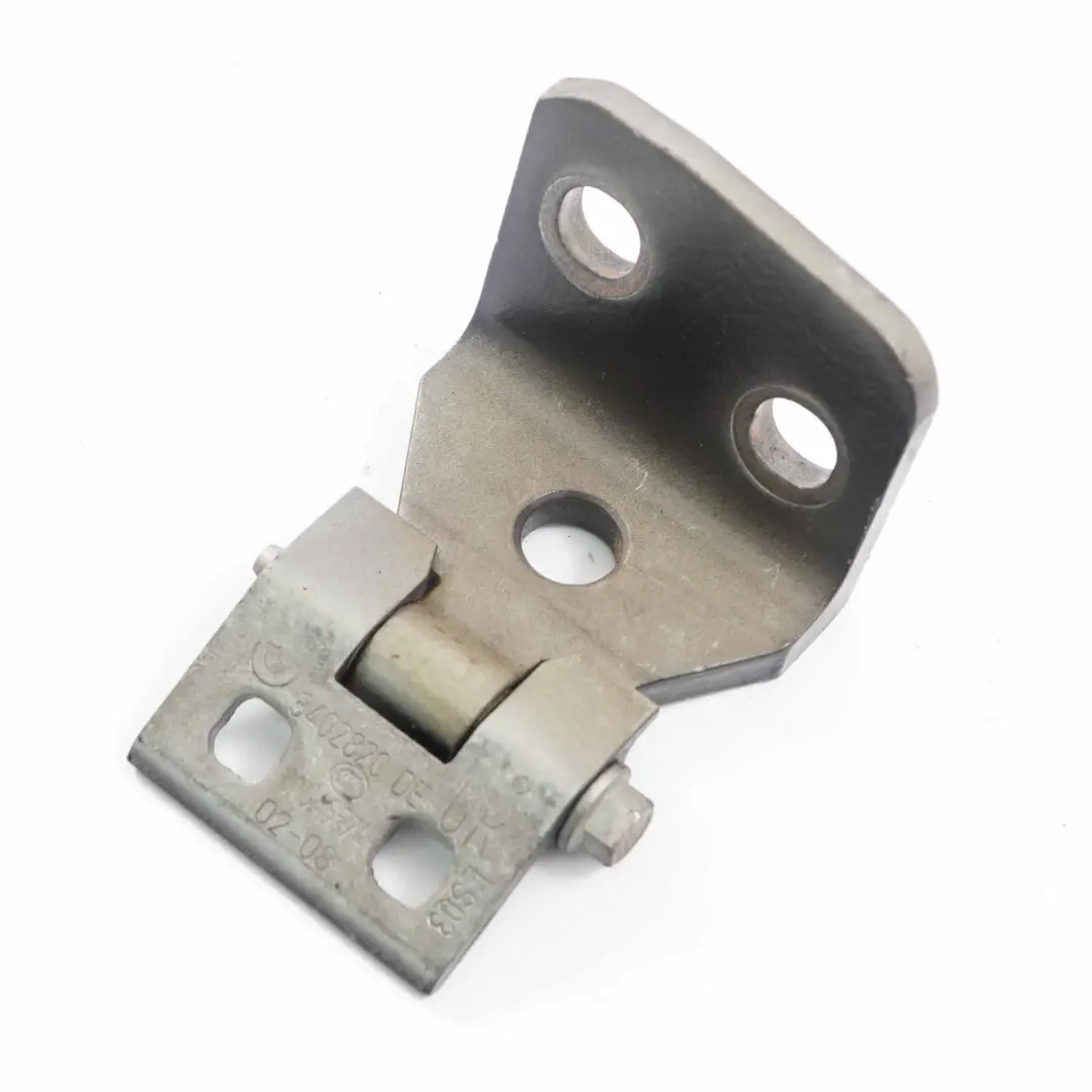 Zawias Drzwi Górny Prawy Tył Przód do BMW E83 X3 o numerze 3402820 BMW E83 X3 Zawias Drzwi Górny Prawy Tył Przód - SKU 3422370-RUB - Numer Części 3402820
