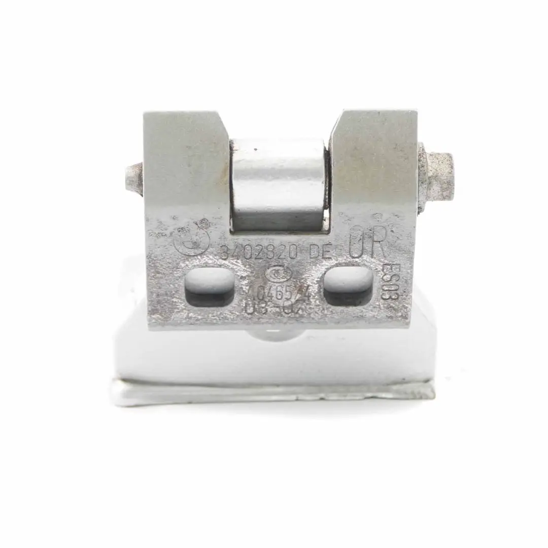 Bisagra Puerta Delantera Trasera Derecha Superior Titansilber - 354 para BMW X3 E83 con número de pieza 3422370 BMW X3 E83 Bisagra Puerta Delantera Trasera Derecha Superior Titansilber - 354 - SKU 3422370-TS - Número de pieza 3422370