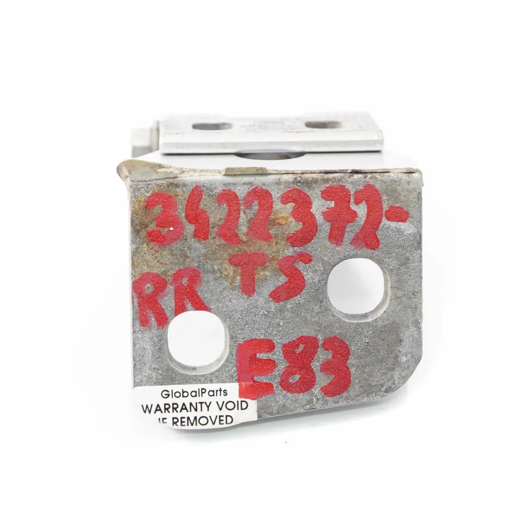Bisagra Puerta Delantera Trasera Derecha Inferior Titansilber - 354 para BMW X3 E83 con número de pieza 3422372 BMW X3 E83 Bisagra Puerta Delantera Trasera Derecha Inferior Titansilber - 354 - SKU 3422372-TS - Número de pieza 3422372