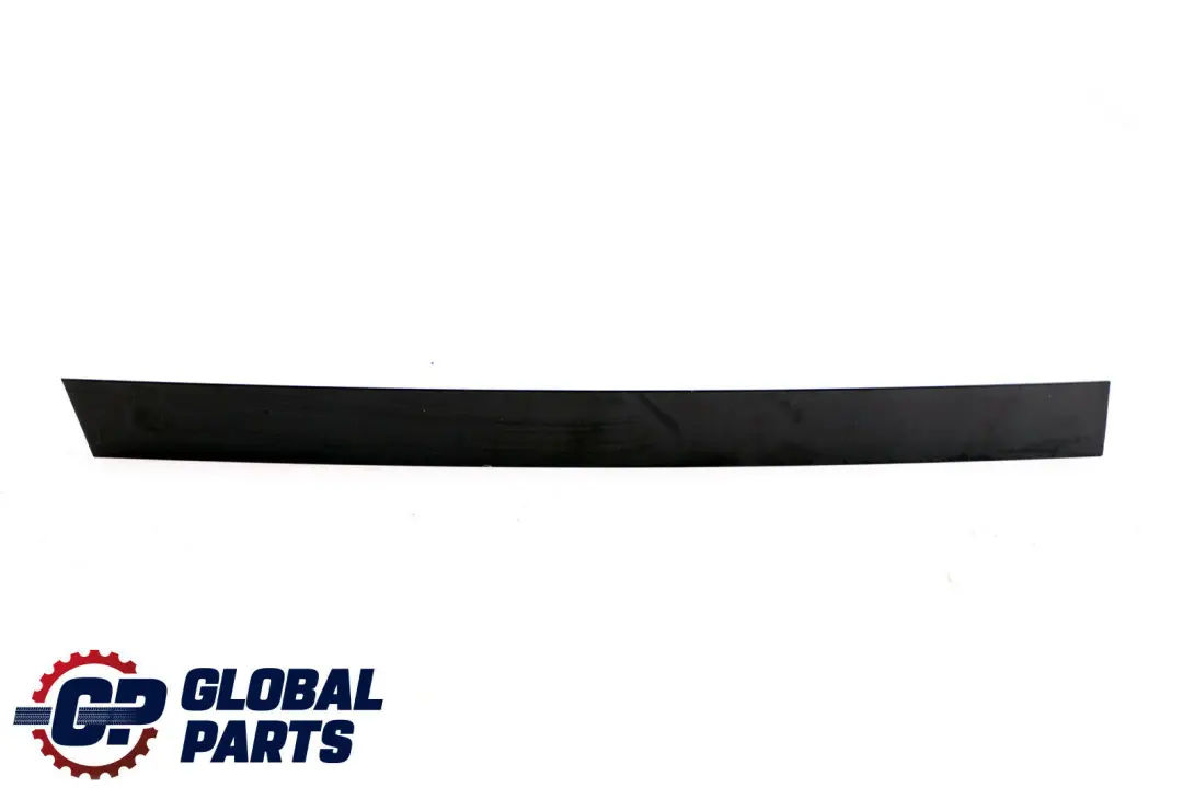 Apertura C Pilastro Portiera Posteriore Destra per BMW X3 E83 LCI con numero di parte 51353427644 BMW X3 E83 LCI Apertura C Pilastro Portiera Posteriore Destra - SKU 3427644 - Numero di parte 51353427644