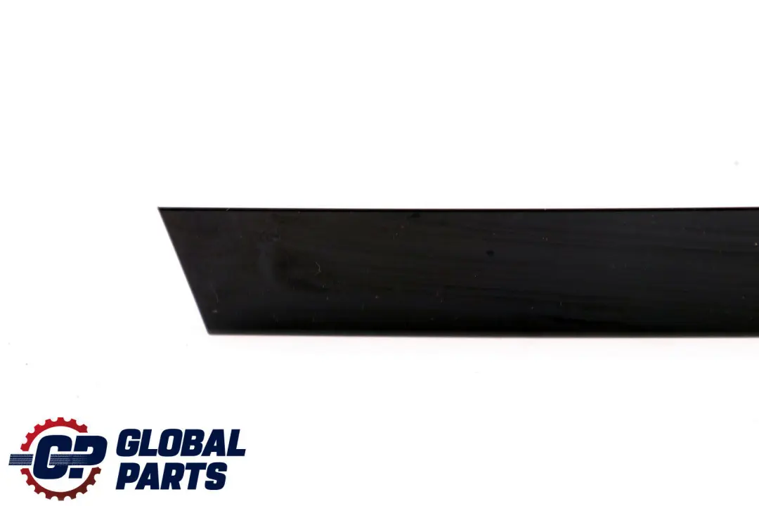 Tapa Pilar Columna C Puerta Trasera Derecha para BMW X3 E83 LCI con número de pieza 51353427644 BMW X3 E83 LCI Tapa Pilar Columna C Puerta Trasera Derecha - SKU 3427644 - Número de pieza 51353427644