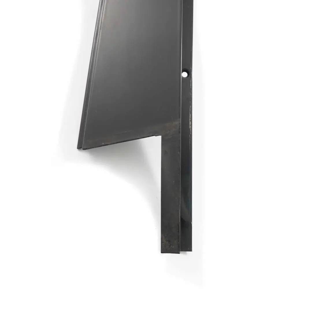 Acabado Marco Ventana Trasera Izquierda Glanzschwarz Negro para BMW X3 E83 con número de pieza 3427665 BMW X3 E83 Acabado Marco Ventana Trasera Izquierda Glanzschwarz Negro - SKU 3427665 - Número de pieza 3427665