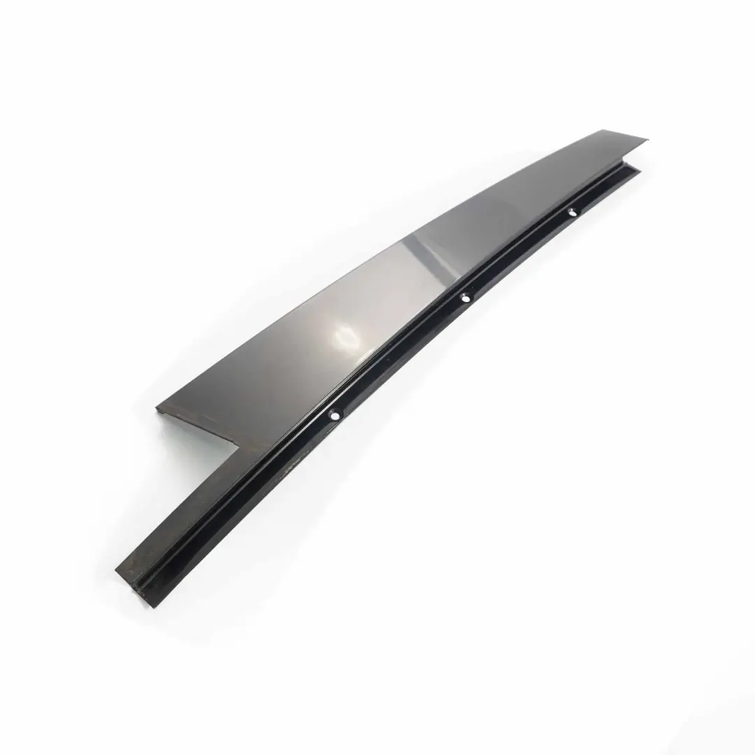 BMW X3 E83 Garniture finition cadre lunette arrière gauche Glanzschwarz noir - SKU 3427665 - Numéro de pièce 3427665