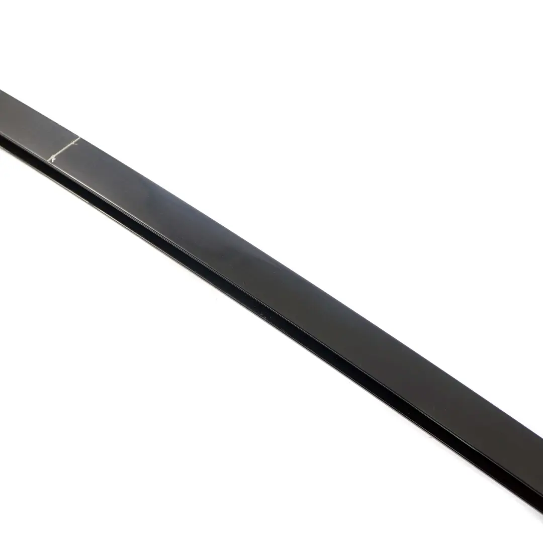 BMW X3 E83 Couverture Barre de Guidage de Fenetre Droite Noir Brillant Noir - SKU 3427670 - Numéro de pièce 3427670