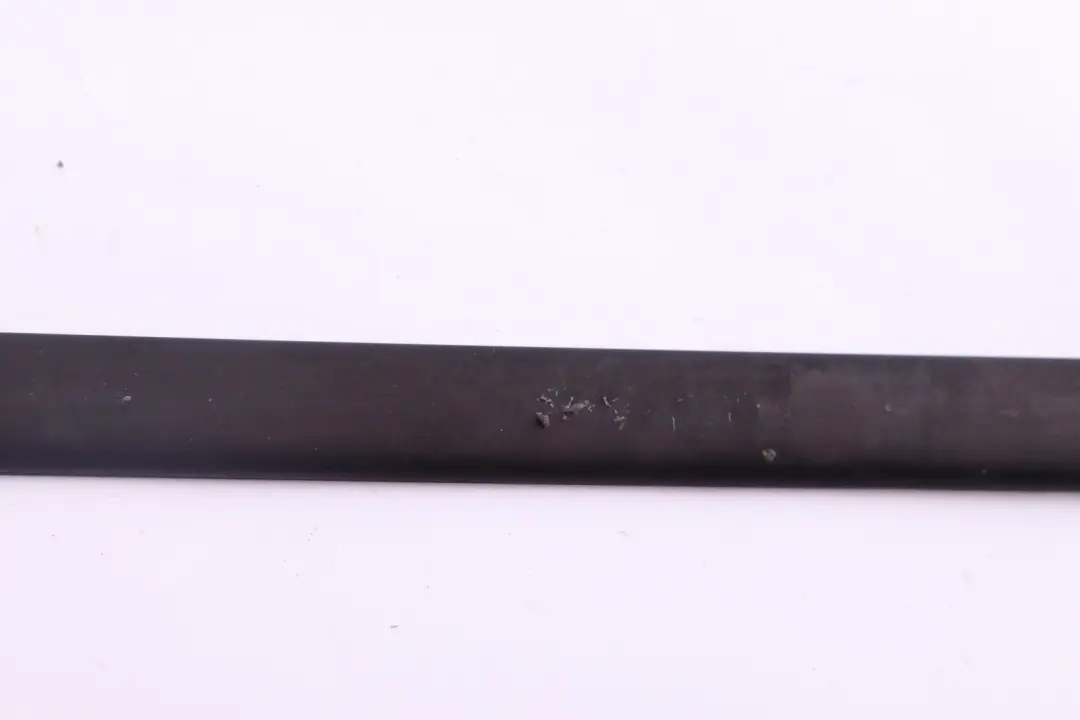 Finisher Side Window Rear Right Schwarzmatt to BMW X3 Series E83 with Part number 3427672 BMW X3 Series E83 Finisher Side Window Rear Right Schwarzmatt - SKU 3427672 - Part number 3427672