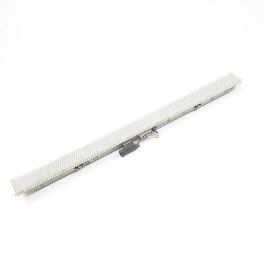 Third Stoplamp BMW X3 E83 Feu stop Feu de freinage Blanc pour à propos du numéro de pièce 3440439 Third Stoplamp BMW X3 E83 Feu stop Feu de freinage Blanc - SKU 3440439-1 - Numéro de pièce 3440439