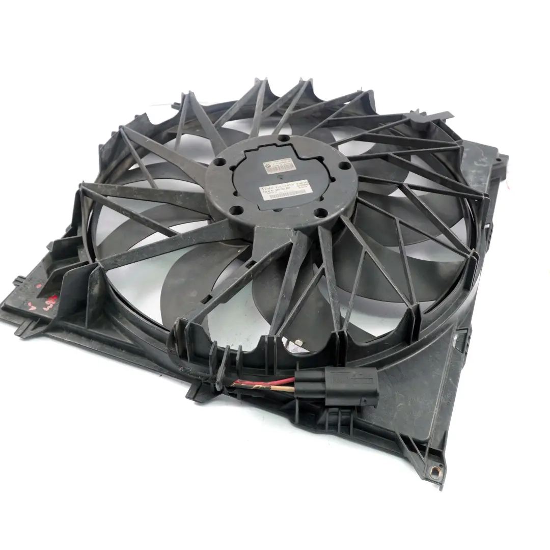 Ventilateur Refroidissement Moteur 600W 3415183 pour BMW X3 E83 à propos du numéro de pièce 3415181 BMW X3 E83 Ventilateur Refroidissement Moteur 600W 3415183 - SKU 3442089-1 - Numéro de pièce 3415181