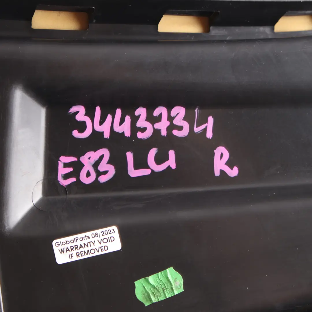 Lateral Panel Rear Seat Right O/S Finisher Cover Black Leather to BMW X3 E83 LCI with Part number 3443734 BMW X3 E83 LCI Lateral Panel Rear Seat Right O/S Finisher Cover Black Leather - SKU 3443734 - Part number 3443734