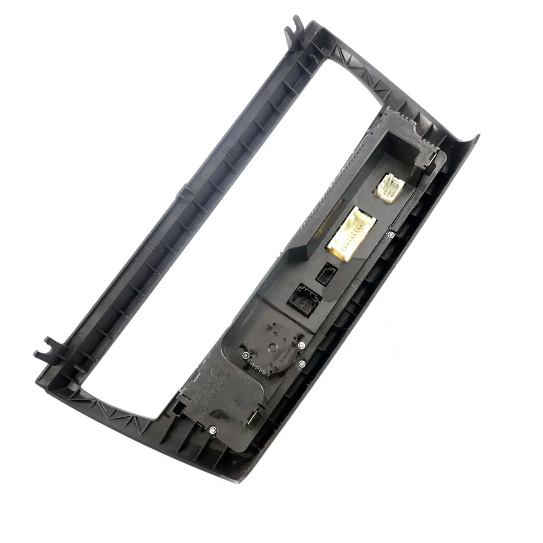 Bedienteil Klimaautomatik Steuergerät Schwarz Instrumententafel für BMW E83 mit Teilenummer 3443981 BMW E83 Bedienteil Klimaautomatik Steuergerät Schwarz Instrumententafel - SKU 3443981 - Teilenummer 3443981