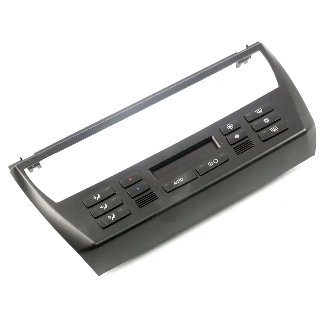 Bedienteil Klimaautomatik Steuergerät Schwarz Instrumententafel für BMW E83 mit Teilenummer 3443981 BMW E83 Bedienteil Klimaautomatik Steuergerät Schwarz Instrumententafel - SKU 3443981 - Teilenummer 3443981