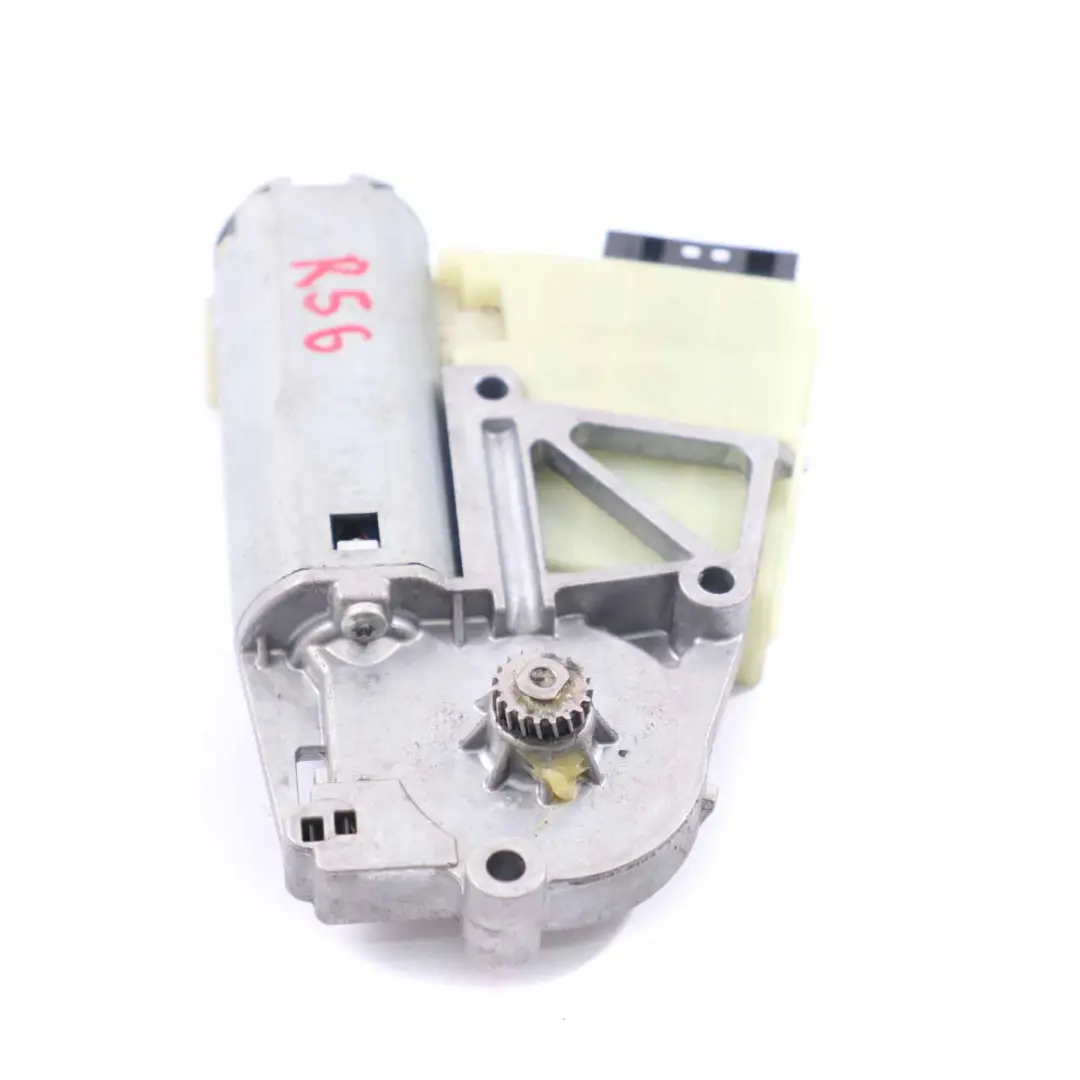 Tetto panoramico scorrevole Motore di azionamento per Mini Cooper R55 R56 R60 R61 con numero di parte 3448675 Mini Cooper R55 R56 R60 R61 Tetto panoramico scorrevole Motore di azionamento - SKU 3448675-1 - Numero di parte 3448675