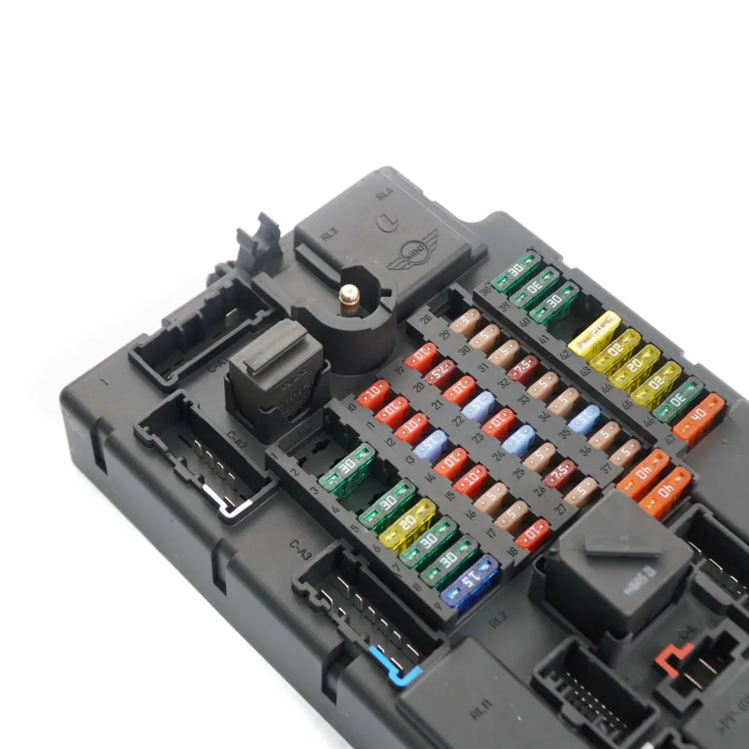 High SPEG Fuse Distribution Box SPEG High to Mini Cooper One R56 with Part number 3448964 Mini Cooper One R56 High SPEG Fuse Distribution Box SPEG High - SKU 3448964 - Part number 3448964