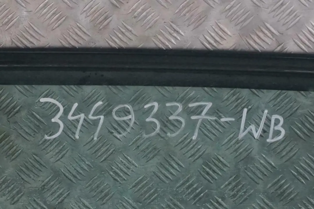 Drzwi lewe tylne tył Bluewater do BMW E83 X3 o numerze 3449337 BMW E83 X3 Drzwi lewe tylne tył Bluewater - SKU 3449337-WB - Numer Części 3449337