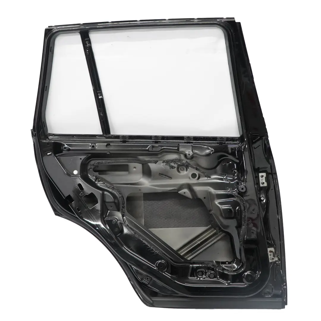 Porta posteriore sinistra N/S BMW X3 E83 Schwarz 2 Nero - 668 per con numero di parte 3449337 Porta posteriore sinistra N/S BMW X3 E83 Schwarz 2 Nero - 668 - SKU 3449337-SCH - Numero di parte 3449337