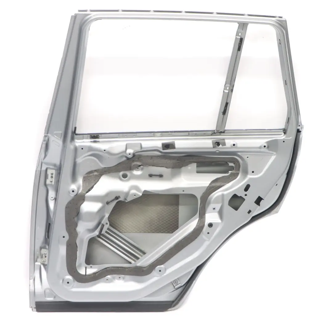 Door Rear Right O/S Silbergrau Silver Grey Metallic - A08 to BMW X3 E83 with Part number 3449338 BMW X3 E83 Door Rear Right O/S Silbergrau Silver Grey Metallic - A08 - SKU 3449338-SBG1 - Part number 3449338