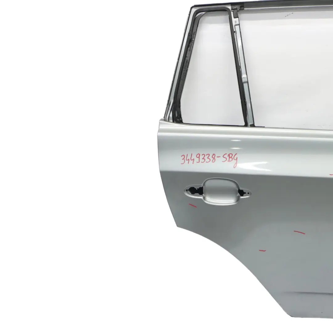 Puerta Trasera Derecha Silbergrau Gris Plata Metalizado - A08 para BMW X3 E83 con número de pieza 3449338 BMW X3 E83 Puerta Trasera Derecha Silbergrau Gris Plata Metalizado - A08 - SKU 3449338-SBG - Número de pieza 3449338