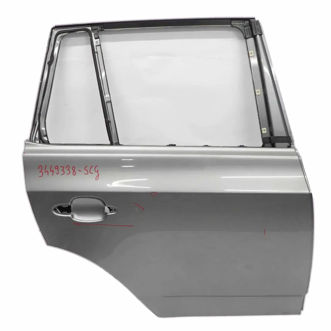 Puerta Trasera Derecha Spacegrau Gris Espacial Metalizado - A52 para BMW X3 E83 con número de pieza 3449338 BMW X3 E83 Puerta Trasera Derecha Spacegrau Gris Espacial Metalizado - A52 - SKU 3449338-SCG - Número de pieza 3449338