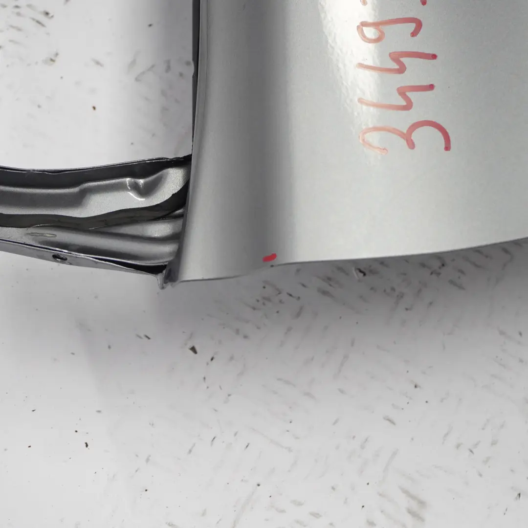 Porta posteriore destra Spacegrau Grigio Spazio Metallizzato - A52 per BMW X3 E83 con numero di parte 3449338 BMW X3 E83 Porta posteriore destra Spacegrau Grigio Spazio Metallizzato - A52 - SKU 3449338-SCG - Numero di parte 3449338