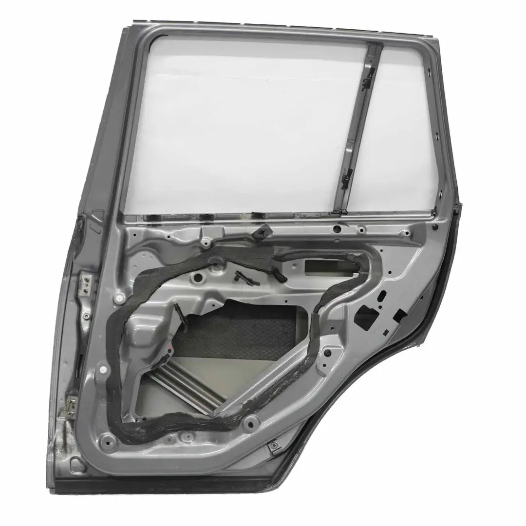 BMW X3 E83 Puerta Trasera Derecha Spacegrau Gris Espacial Metalizado - A52 - SKU 3449338-SCG - Número de pieza 3449338