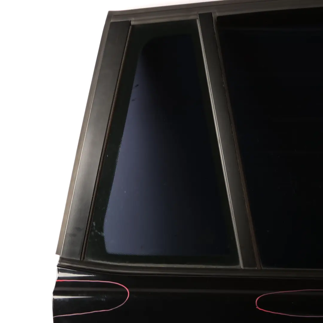 Door Rear Right O/S Schwarz 2 Black - 668 to BMW X3 E83 with Part number 3449338 BMW X3 E83 Door Rear Right O/S Schwarz 2 Black - 668 - SKU 3449338-SCH1 - Part number 3449338