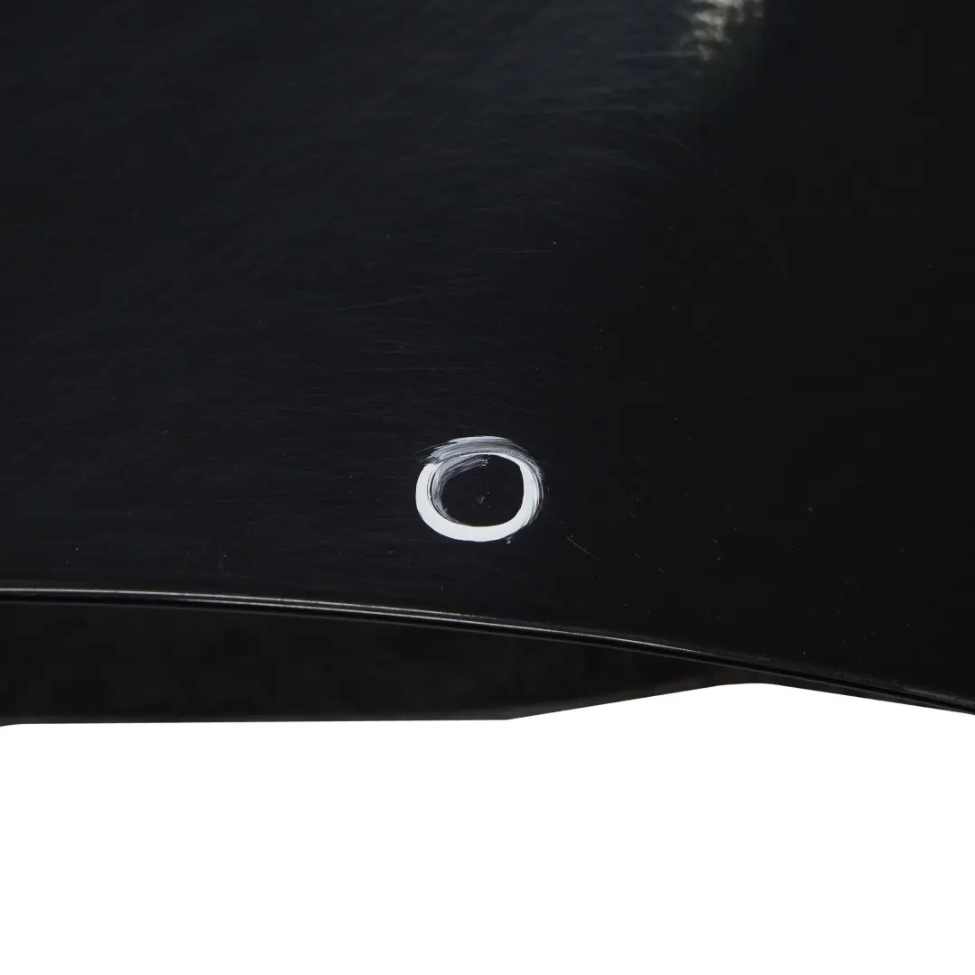 Portiera Posteriore Destra Nero 2 - 668 per BMW X3 E83 con numero di parte 3449338 BMW X3 E83 Portiera Posteriore Destra Nero 2 - 668 - SKU 3449338-SCH - Numero di parte 3449338