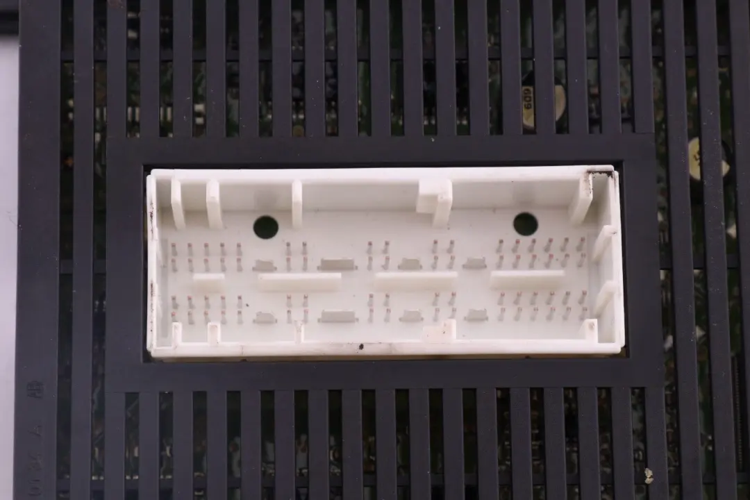 HeadLamp Light Control Module Lear LM II AHL to BMW X3 E83 LCI with Part number 3449689 BMW X3 E83 LCI HeadLamp Light Control Module Lear LM II AHL - SKU 3449689 - Part number 3449689