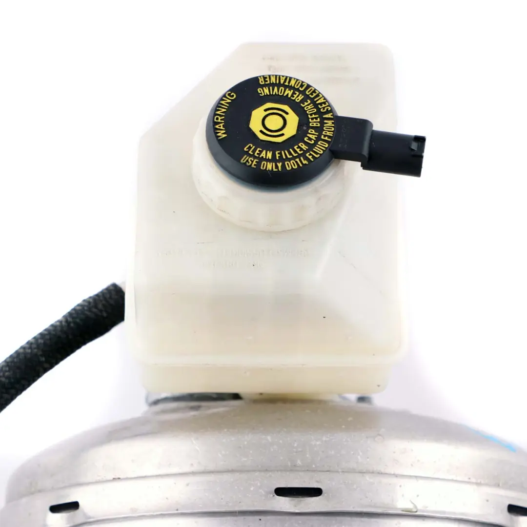 Brake Servo Unit Master Cylinder Reservoir Tank 3453259 to BMW X3 Series E83 with Part number 3450589 BMW X3 Series E83 Brake Servo Unit Master Cylinder Reservoir Tank 3453259 - SKU 3450589-5 - Part number 3450589