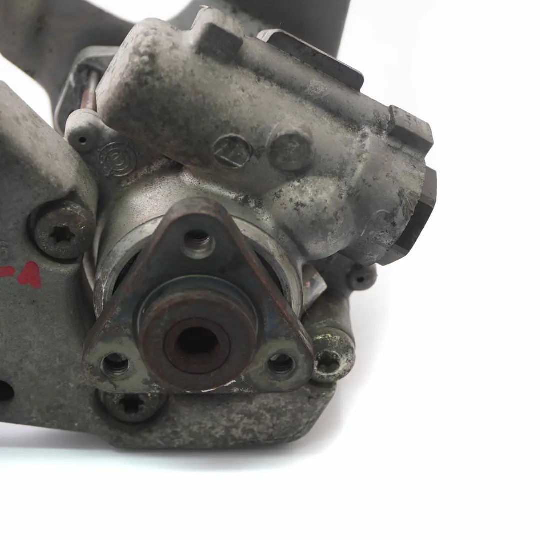 M47N2 Dieselmotor Servolenkungspumpe 2247556 für BMW X3 E83 2.0d mit Teilenummer 3450766 BMW X3 E83 2.0d M47N2 Dieselmotor Servolenkungspumpe 2247556 - SKU 3450766 - Teilenummer 3450766