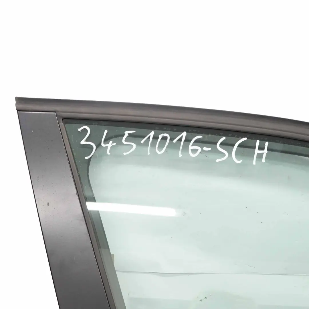 Drzwi Prawe Przednie Schwarz 2 - 668 do BMW E83 X3 o numerze 3451016 BMW E83 X3 Drzwi Prawe Przednie Schwarz 2 - 668 - SKU 3451016-SCH - Numer Części 3451016