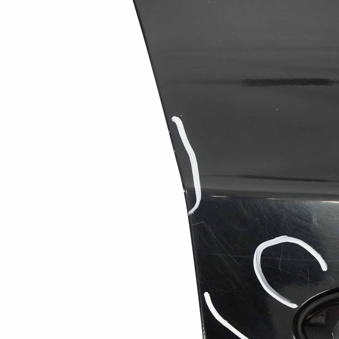 Porta Copertura Anteriore Destro Nero 2 - 668 per BMW X3 E83 con numero di parte 3451016 BMW X3 E83 Porta Copertura Anteriore Destro Nero 2 - 668 - SKU 3451016-SCH - Numero di parte 3451016