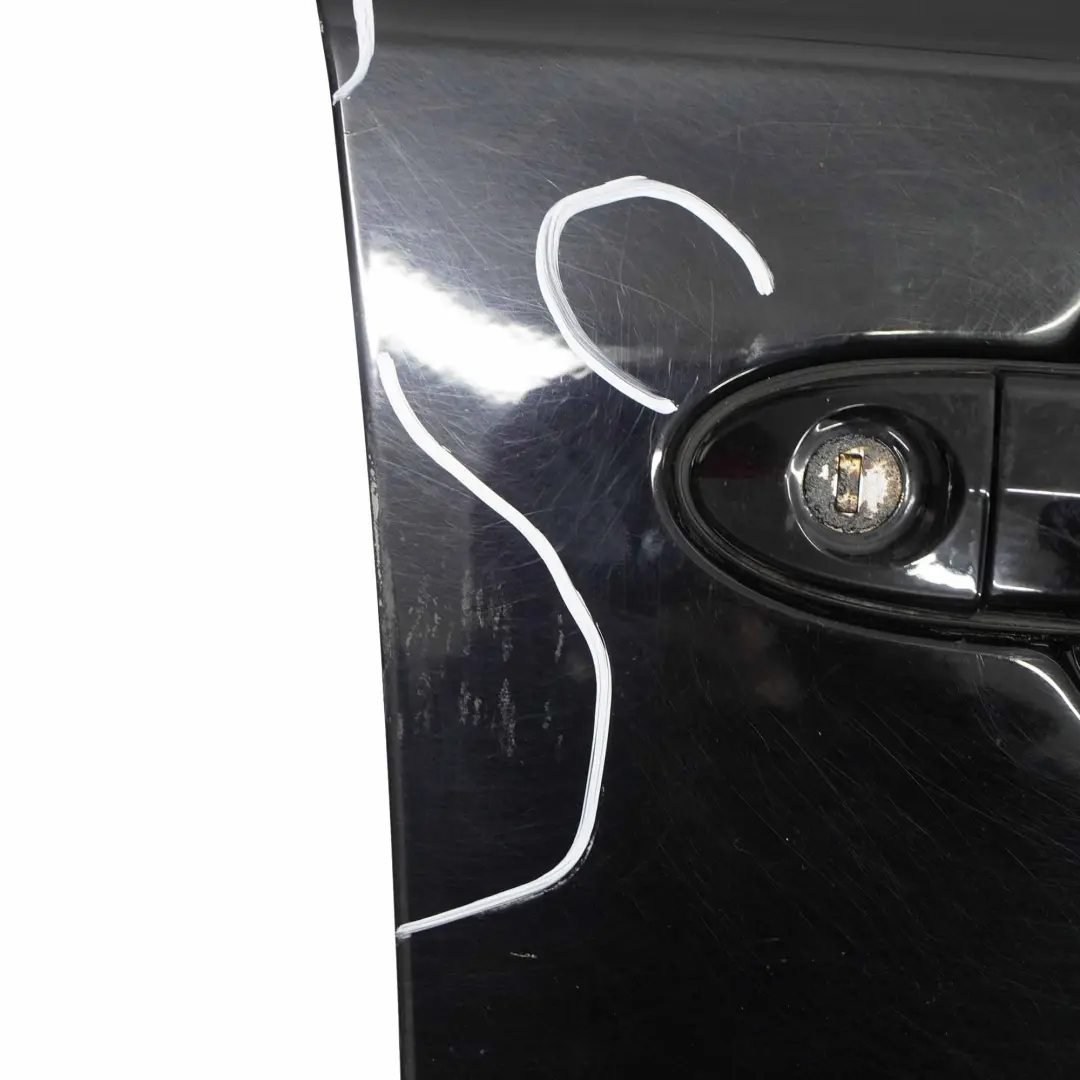 Door Front Right O/S BMW X3 E83 Schwarz 2 Black - 668 to with Part number 3451016 Door Front Right O/S BMW X3 E83 Schwarz 2 Black - 668 - SKU 3451016-SCH - Part number 3451016