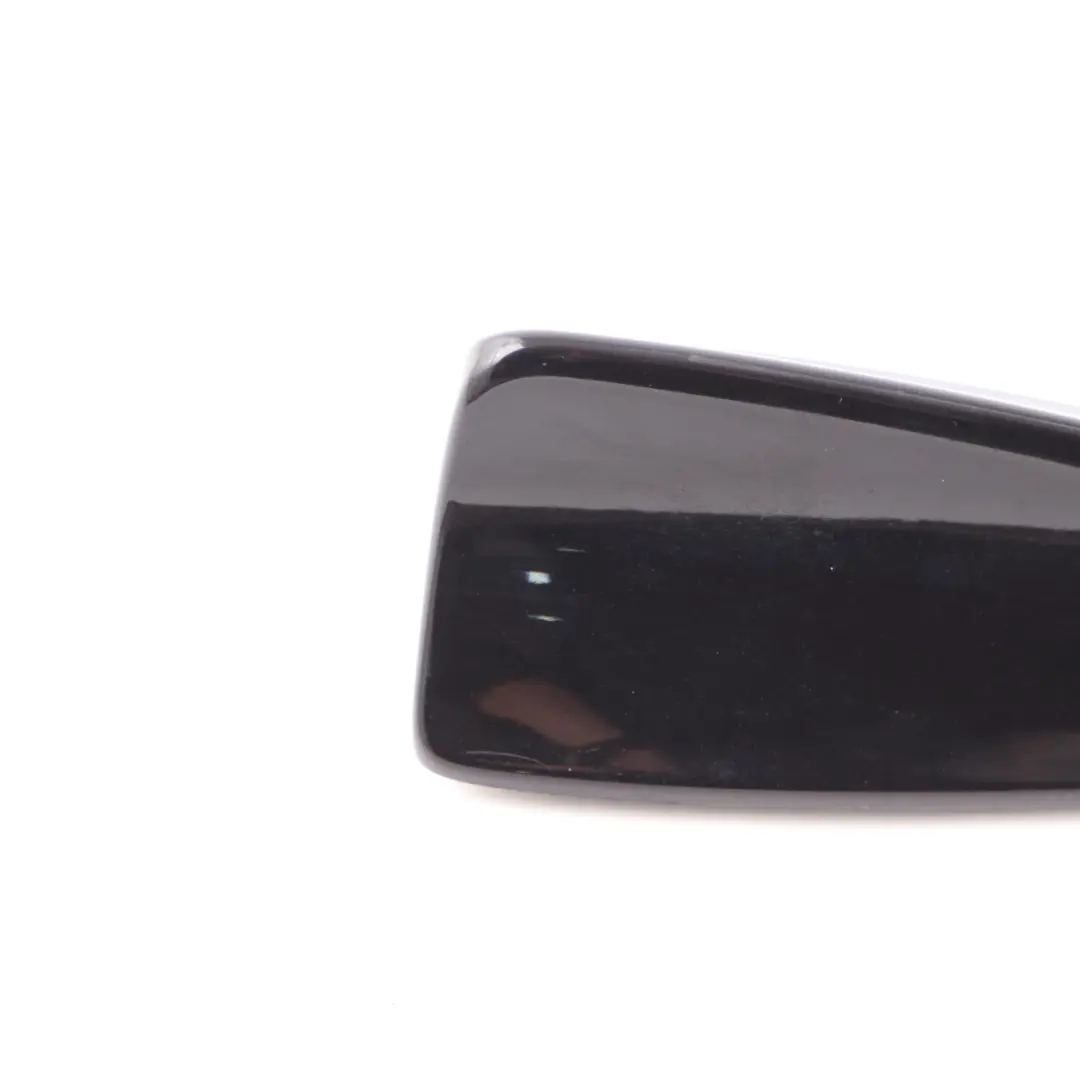 Copertura Antenna Tetto Antenna Pinna Squalo Rubinschwarz Ruby Black per BMW X3 E83 con numero di parte 3451483 BMW X3 E83 Copertura Antenna Tetto Antenna Pinna Squalo Rubinschwarz Ruby Black - SKU 3451483-RUB - Numero di parte 3451483