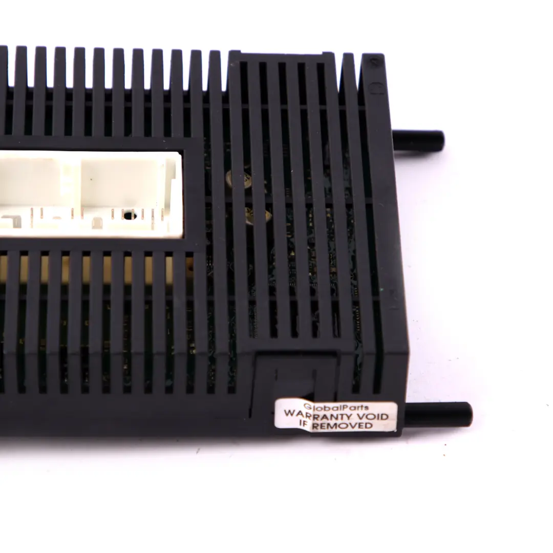 Light Control Unit Module LEAR LM II LWR to BMW X3 E83 with Part number 3451625 BMW X3 E83 Light Control Unit Module LEAR LM II LWR - SKU 3451625 - Part number 3451625