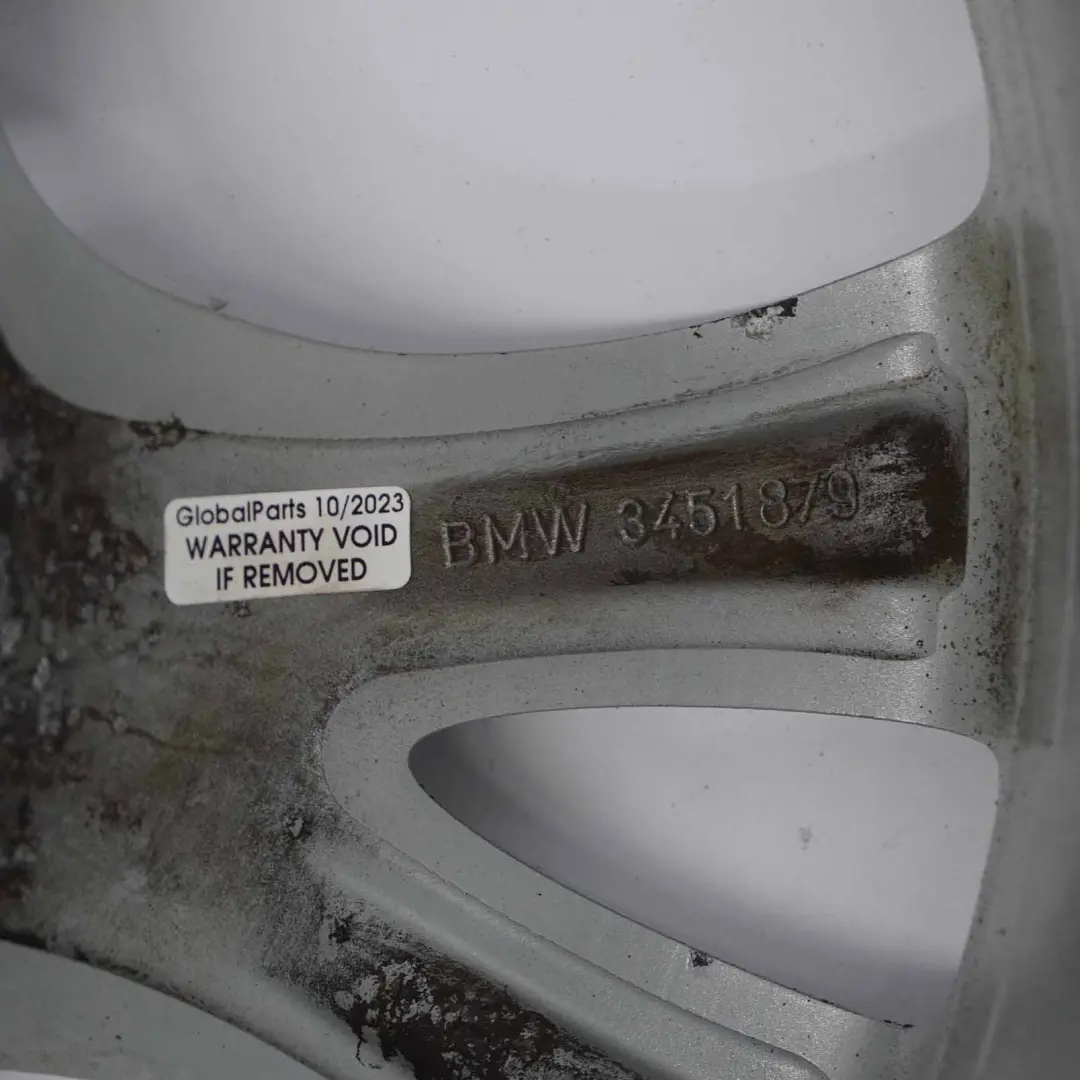 Alloy Wheel Rim 17" V-spoke 279 8J ET:46 to BMW X3 E83 Silver with Part number 3451879 BMW X3 E83 Silver Alloy Wheel Rim 17" V-spoke 279 8J ET:46 - SKU 3451879-3 - Part number 3451879