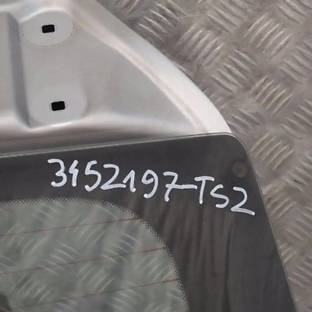 Boot Trunk Lid Tailgate Boot Lid Titansilber Titan Silver to BMW X3 Series E83 Rear with Part number 3452197 BMW X3 Series E83 Rear Boot Trunk Lid Tailgate Boot Lid Titansilber Titan Silver - SKU 3452197-TS2 - Part number 3452197