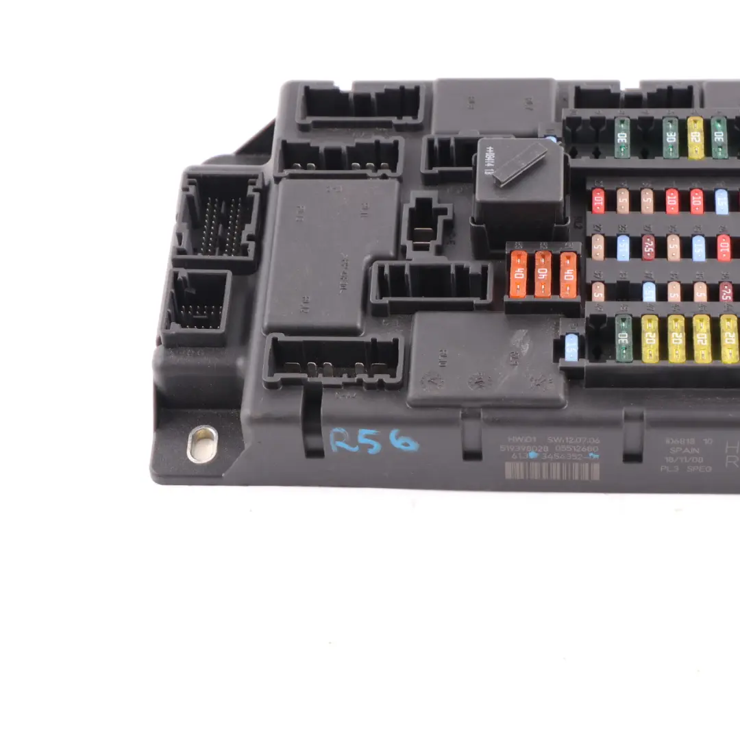 PL3 SPEG H4 Fuse Distribution Box Unit to Mini Cooper One R56 with Part number 3454352 Mini Cooper One R56 PL3 SPEG H4 Fuse Distribution Box Unit - SKU 3454352 - Part number 3454352